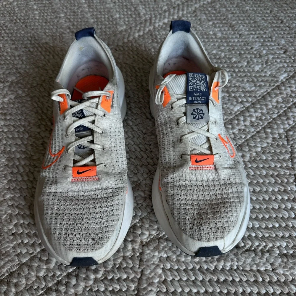 Nike White and Orange Athletic Sneakers - Picture 1 of 15